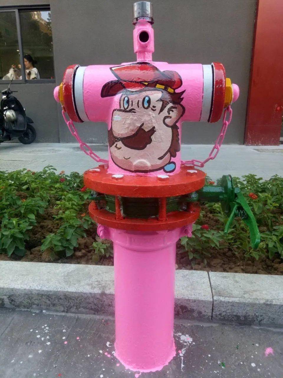 可可爱爱会卖萌的消防栓你见过吗