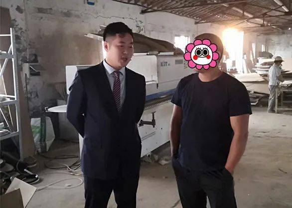 不欠人情债"借钱"变"简单"在靖江东环经营了5年酒楼的张老板,今年因为