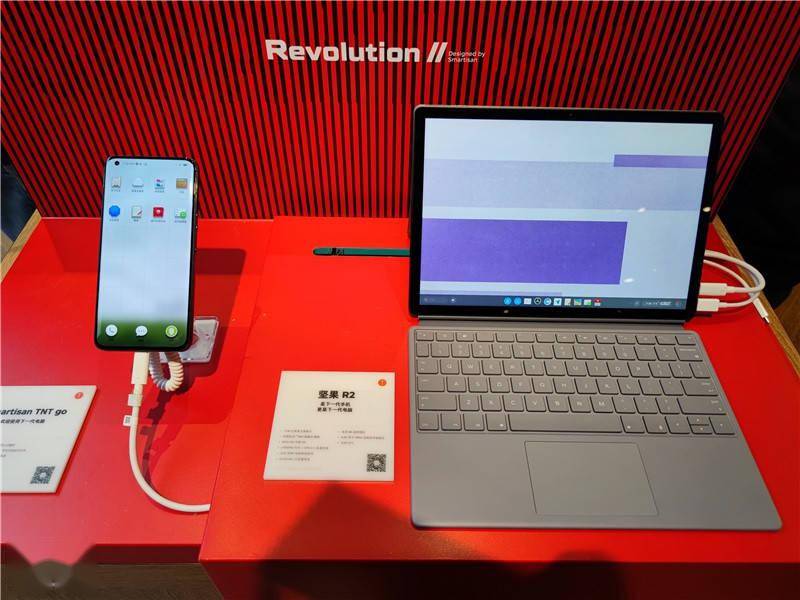 坚果r2tntgo上手体验下一个十年融合计算的再探索