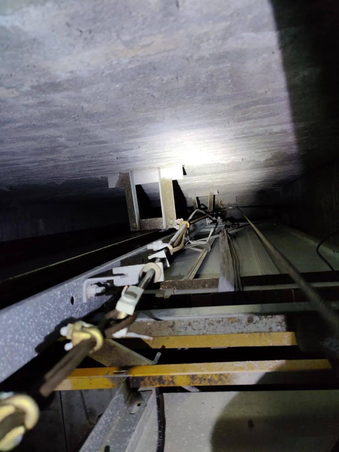 据说这款通力电梯,你抢走也维保不了!