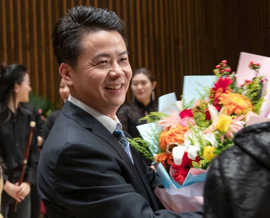 [专题]cctv报道,"非同凡响"—袁非凡笛子原创作品师生音乐会在重庆