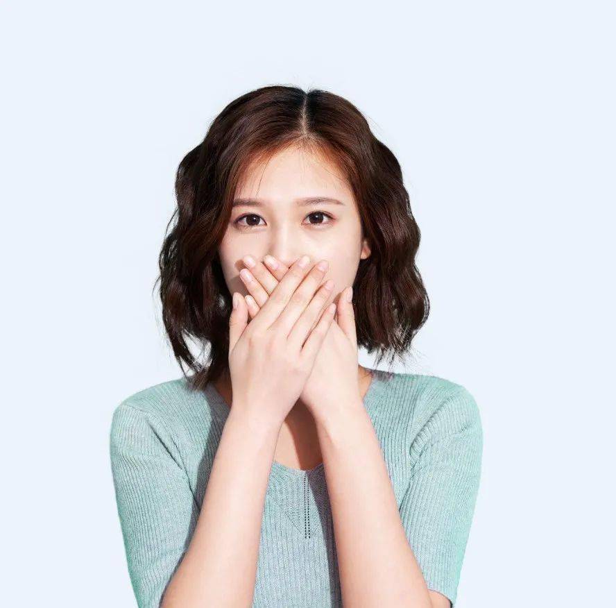是因为矜持但也有一些仙女从来"笑不露齿"没人愿意整天顶着一张poker