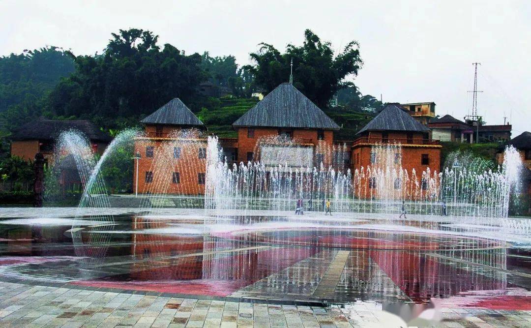 【红河,值得你期待!】心醉红河山水,托起氧吧之梦