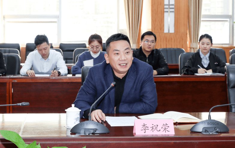 李祝荣强调,老领导,老同志是党和国家的宝贵财富,做好老干部工作,是