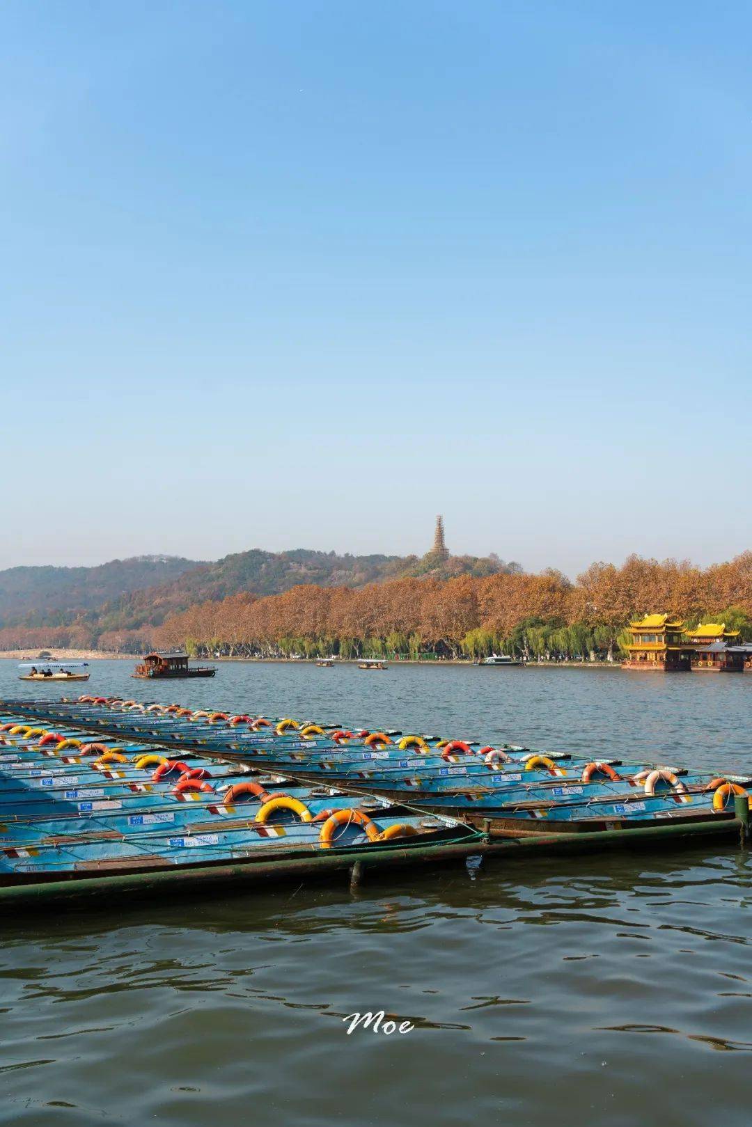 漫步西湖第一站圣塘景区
