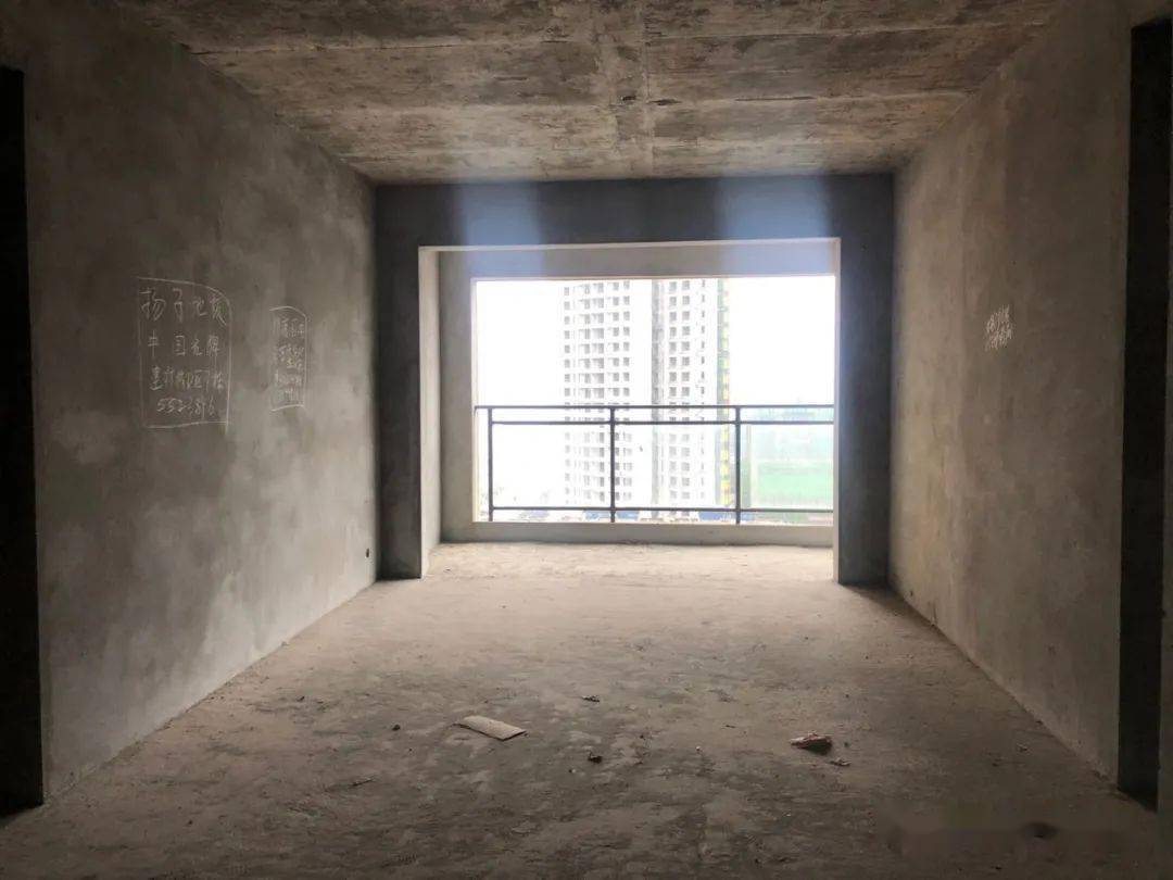 南部紫荆广场12楼清水房出售