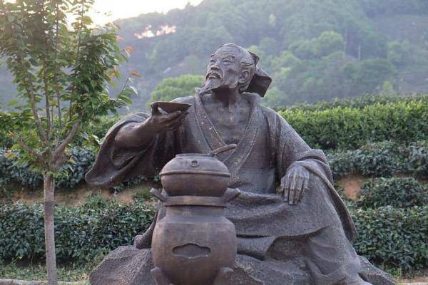 因茶经闻名的陆羽还写过歌通篇没茶却成了经典茶诗