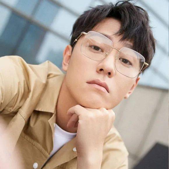 【微信头像】秦俊杰