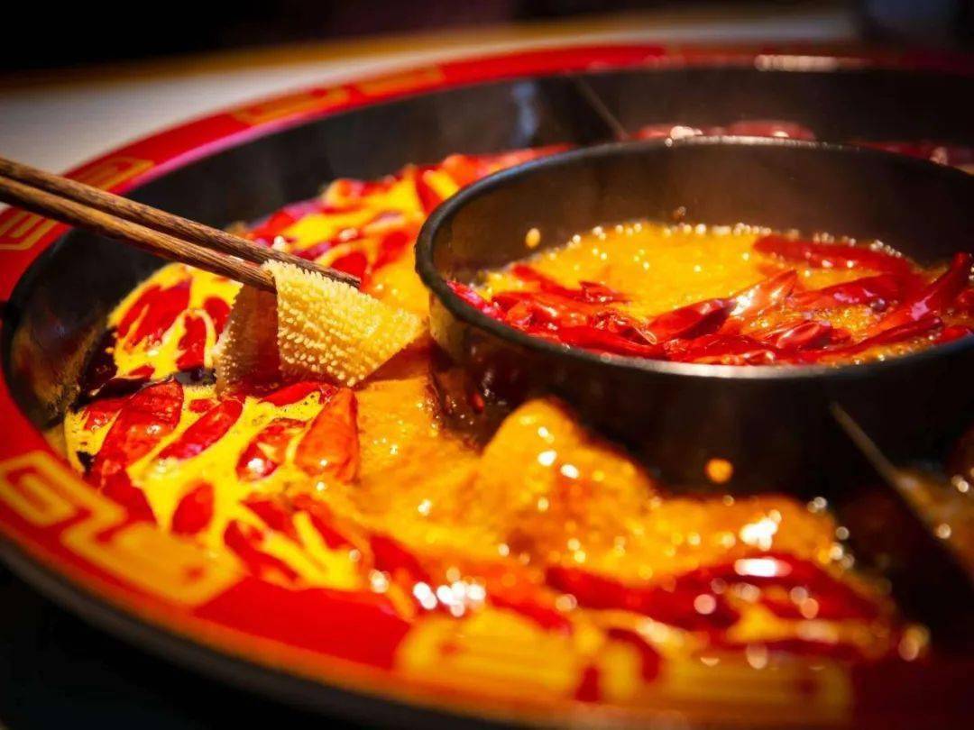 沸腾吧吃货915吃在青岛沸腾火锅节各式火锅半价吃就是这么爽