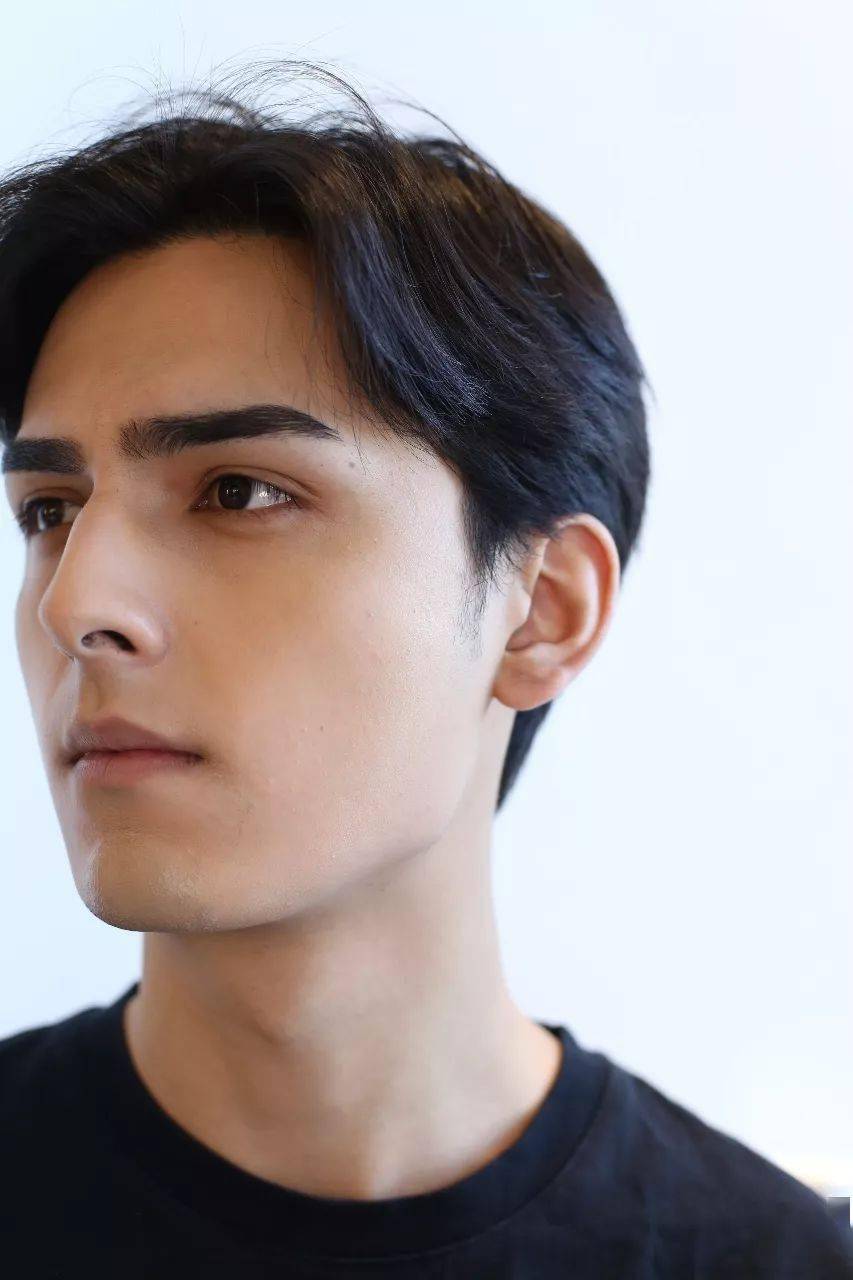 修眉的感觉到底有多上瘾?男生修眉体验