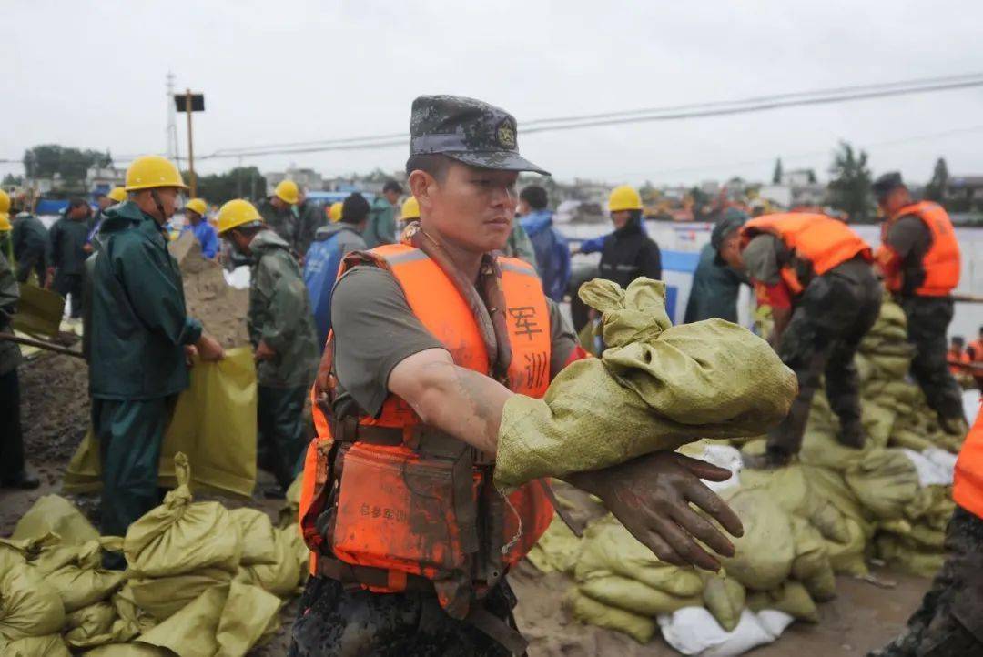 众志成城战洪魔全力以赴保安澜芜湖市2020年抗洪抢险总结会侧记