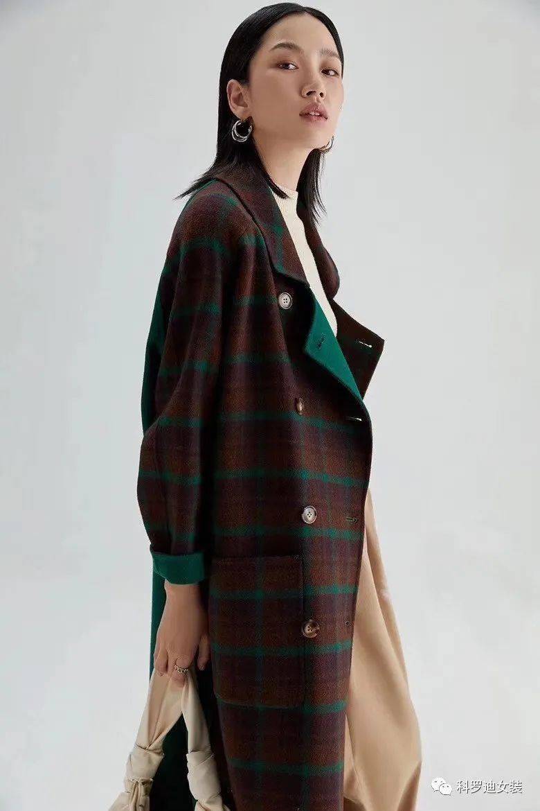 科罗迪2020秋冬女装大衣