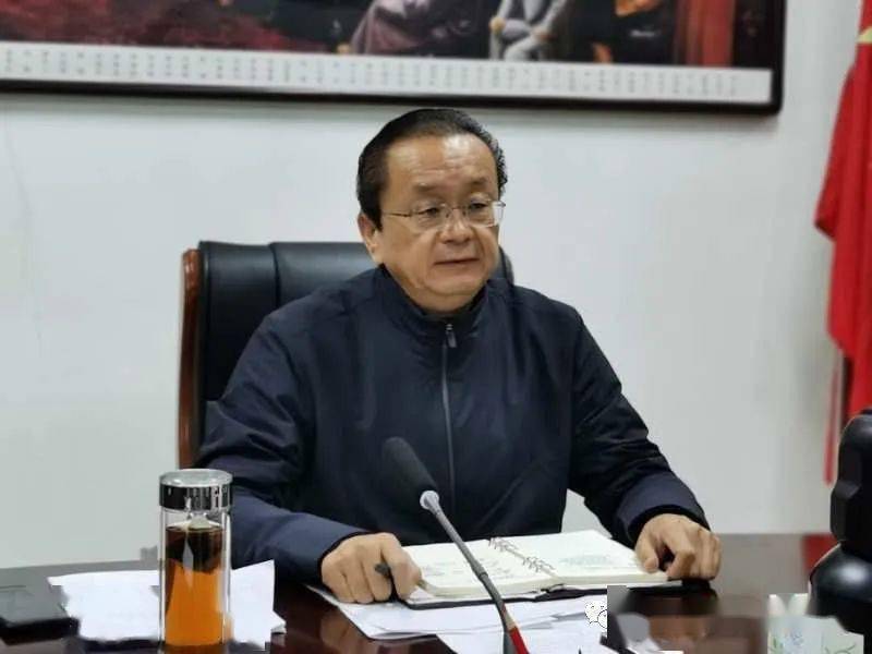 原平西镇乡发生秸秆焚烧火情别再点了