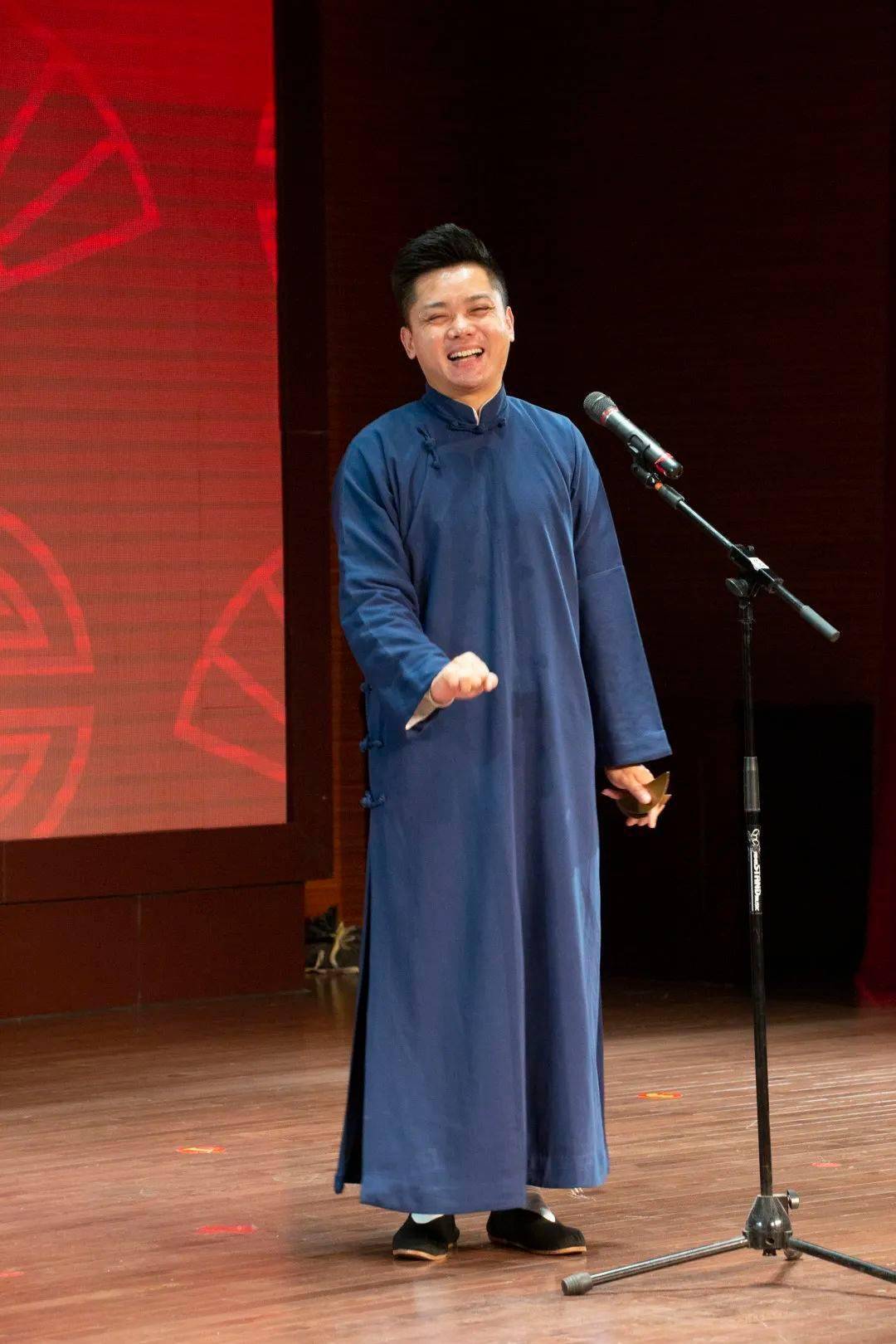 曲山艺海星乐汇姚忠贤老艺术家工作室成果展示汇报演出成功举行