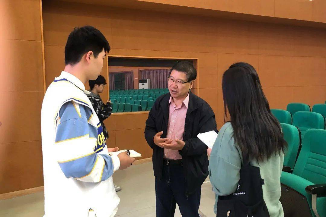 杰出校友杨廷栋寻梦之路