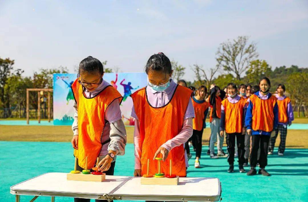 星辰实验学校九年级拓展掠影