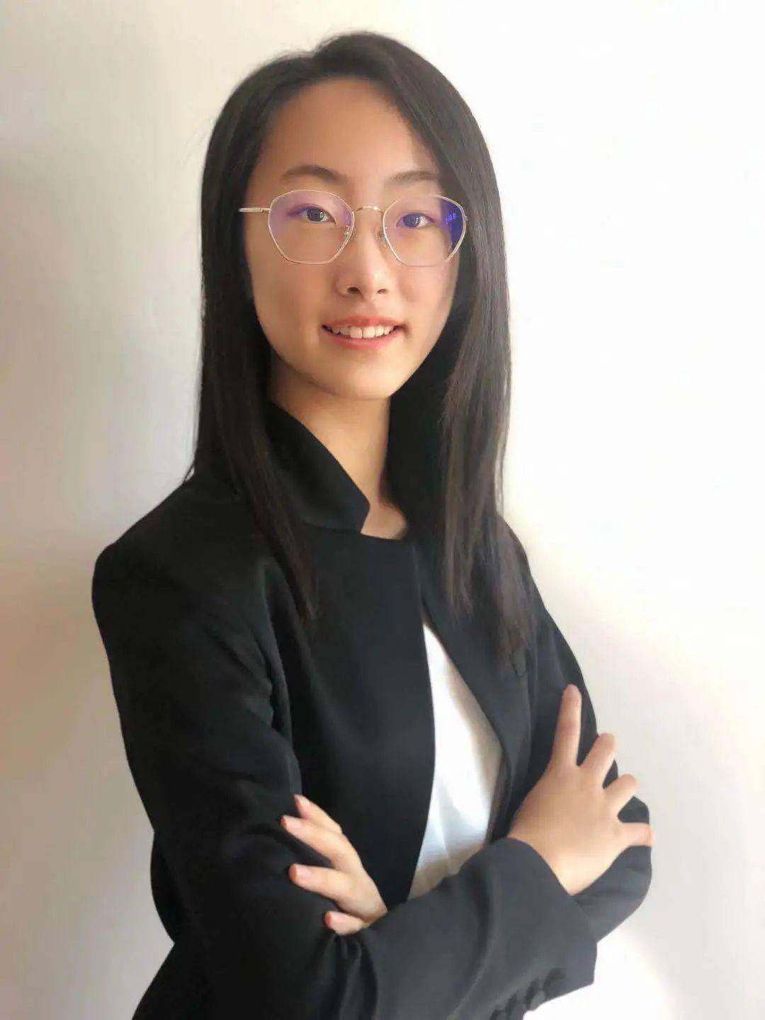 场:谷一凝 irene分享:从"华师大四附中"到"七宝德怀特"热爱艺术的女孩