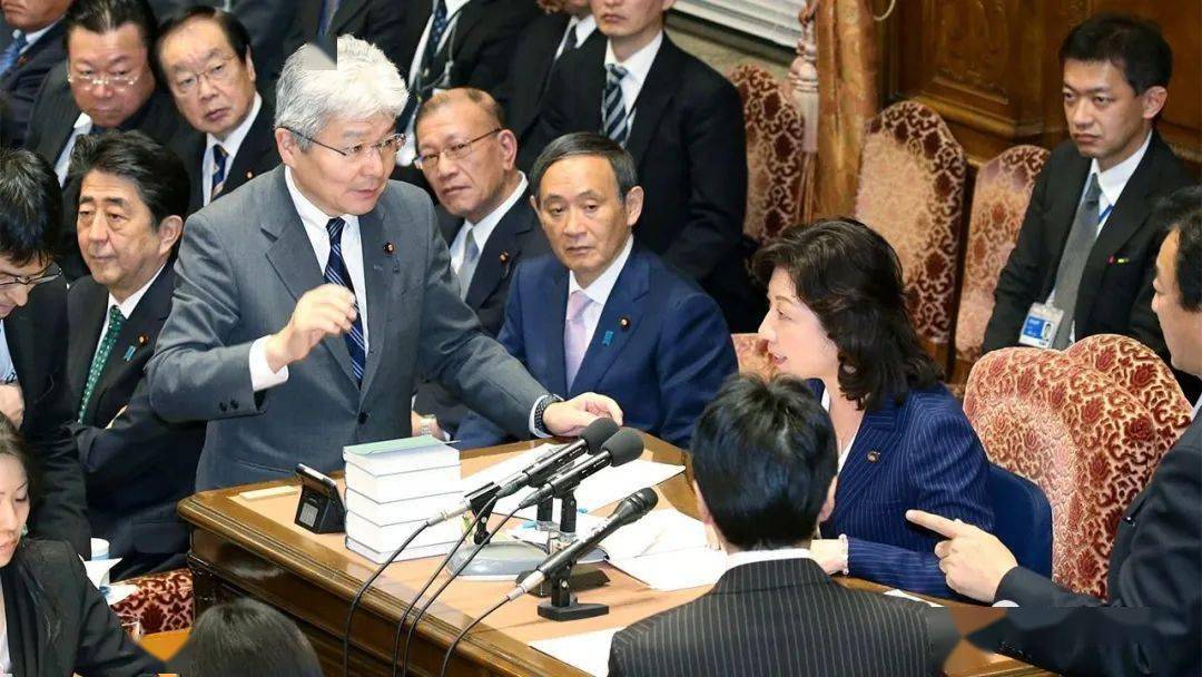 日本何時才能迎來位女首相民眾表示可能她還沒出生