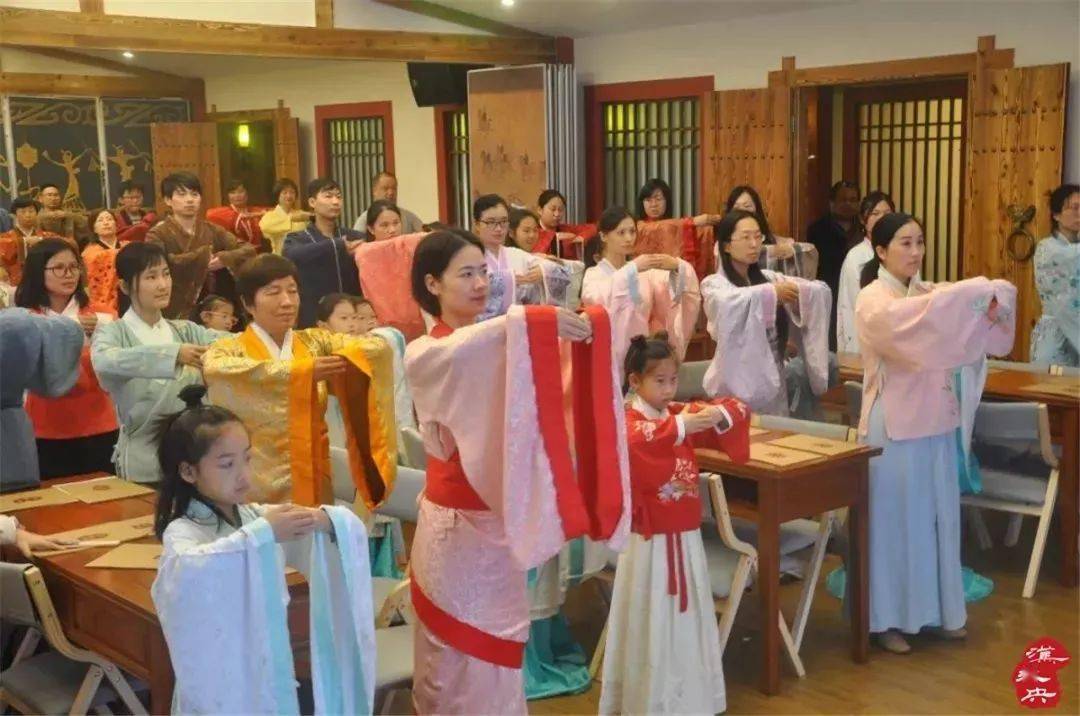 嘉定公益项目预约丨霓裳未央巧手匠心2020年汉服汉礼文化配送活动火热