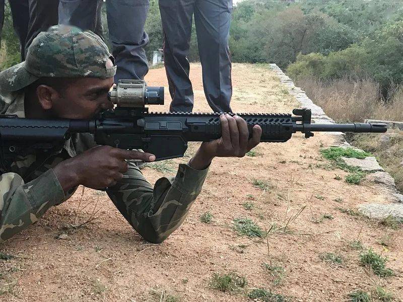 印度装备的步枪图片