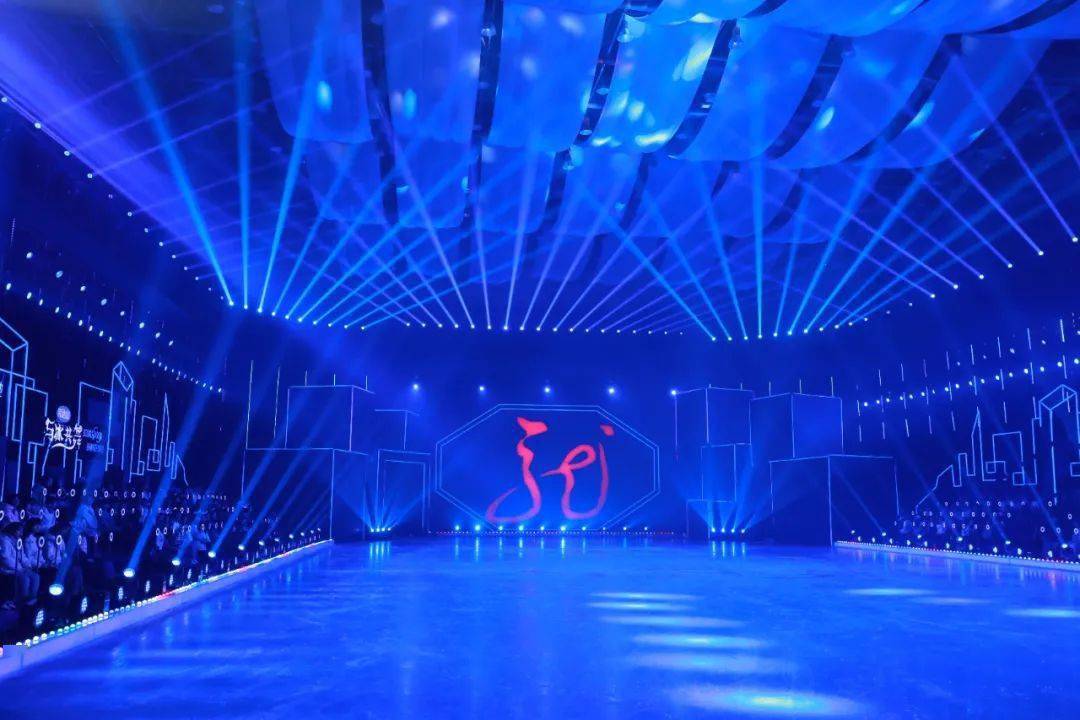 与冰共舞因爱起舞为梦而舞黑龙江卫视全网推出冰上文化综艺与冰共舞