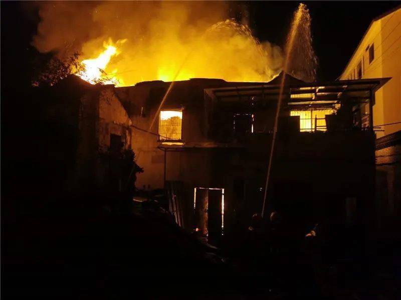 秋季是火灾事故高发期安全用火用电要牢记来源:越牛新闻