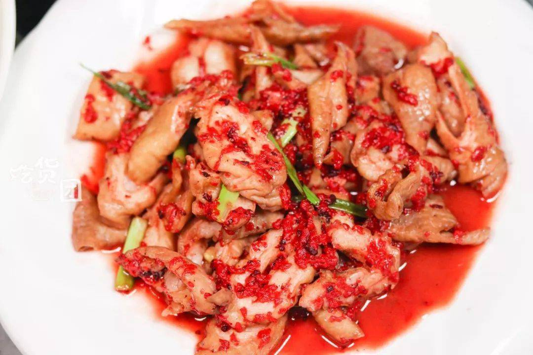 在吃肥肠的道路上,只有朋友,没有敌人!