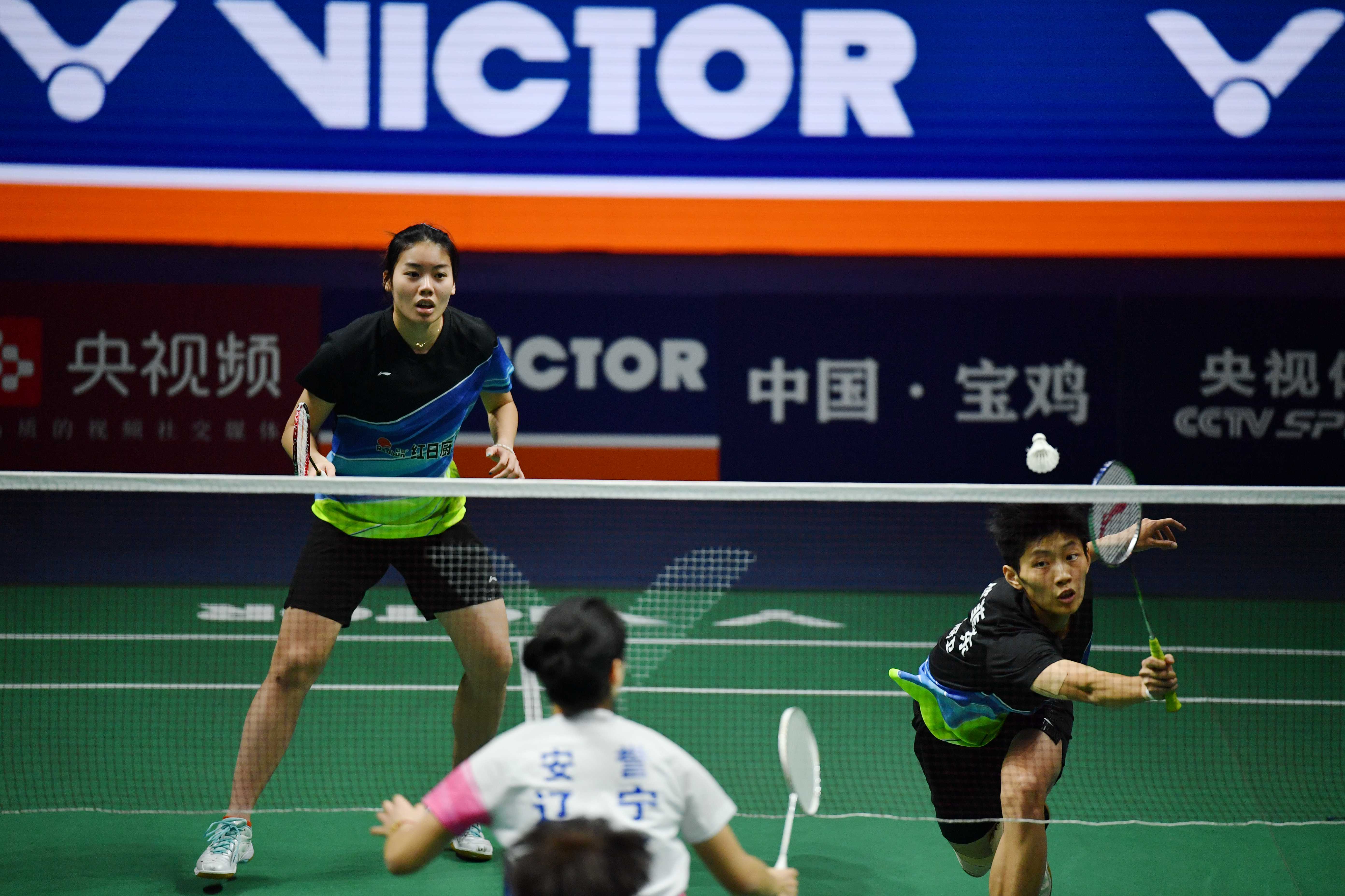 羽毛球——全国锦标赛:广东队选手获女双冠军