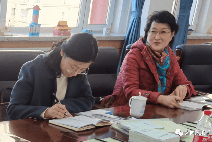 闫晶娣主任对田黎明老师的数学课也进行了点评.