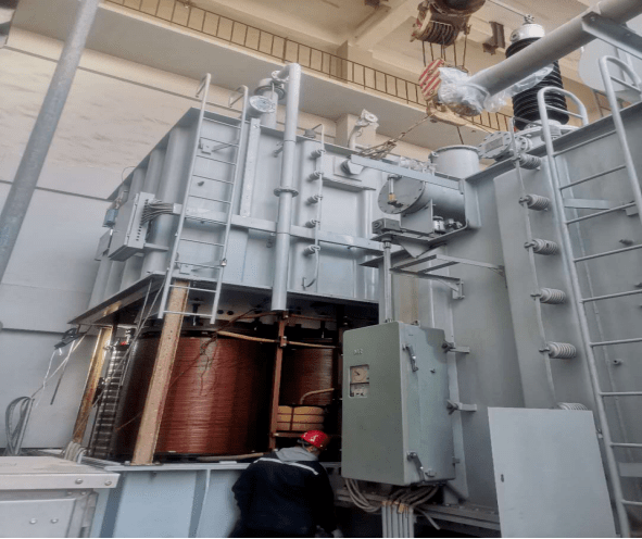 系列整流机组运行周期长,通过多次专业仪器检测,发现变压器内部绝缘