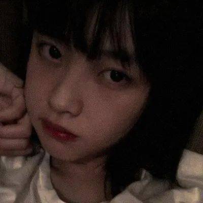 女生头像高冷意境女头像