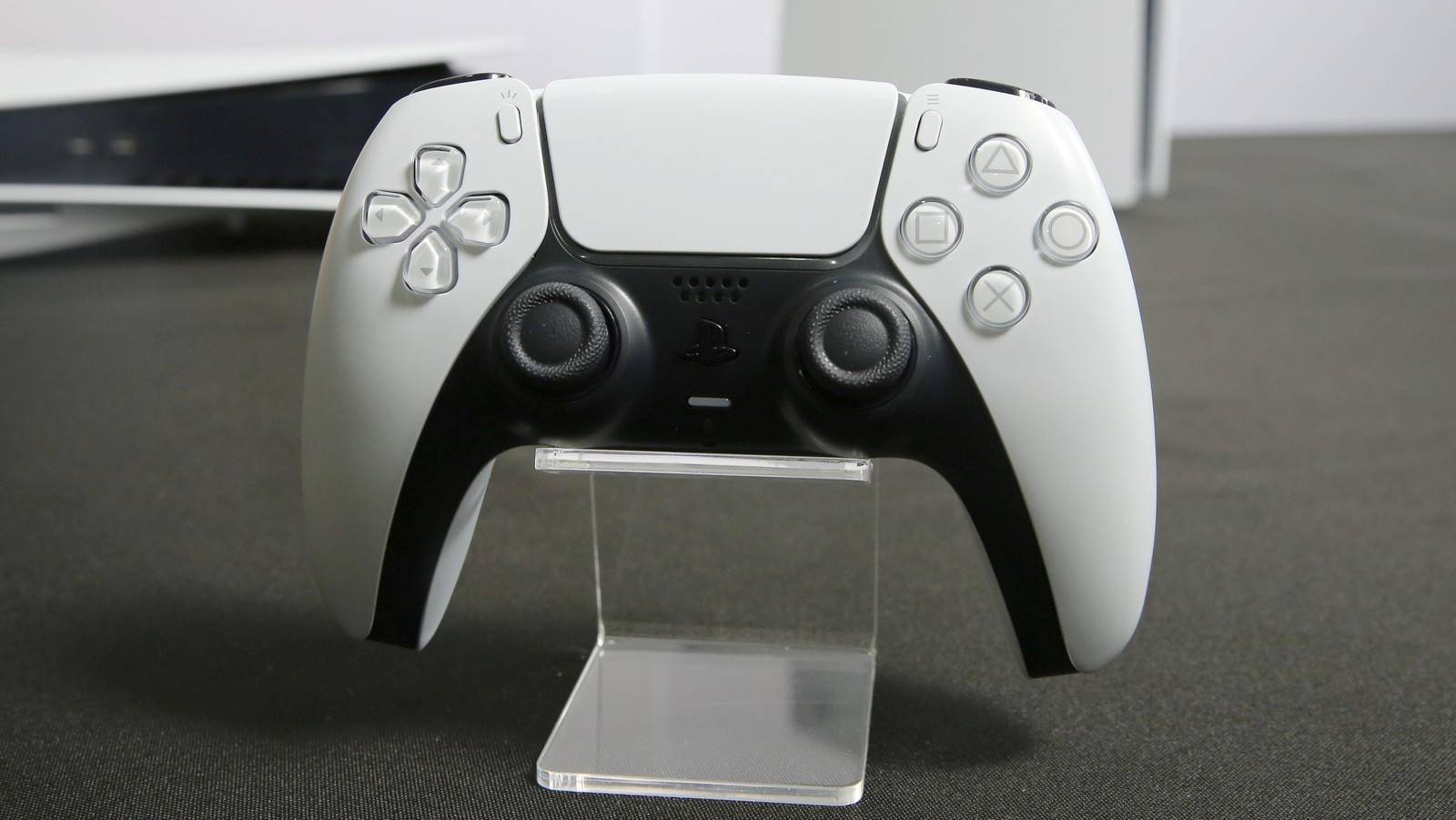 索尼ps5动手玩:次世代主机游戏体验究竟什么样?_手柄