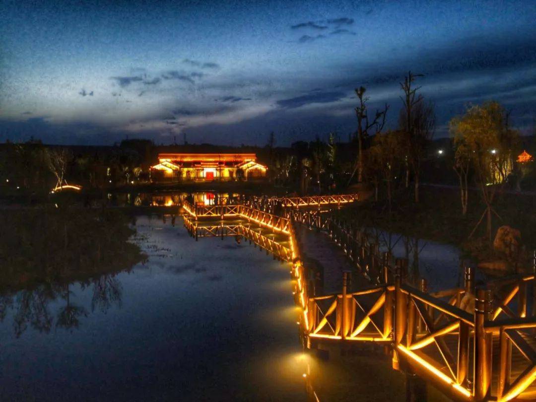 田锡水景公园灯光秀迷人的夜景更养眼了