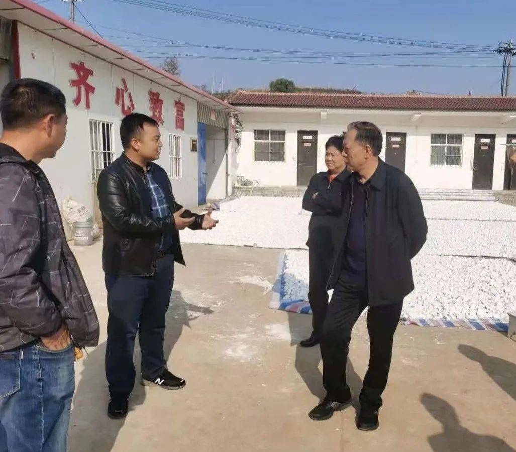 【调研指导】市人大常委会副主任王松涛到赵保镇调研联系贫困村及乡村