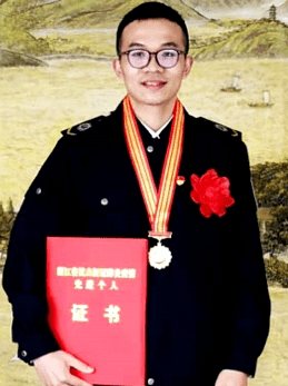 喜报市急救中心主任甘桦急救医师林金平荣获省抗击新