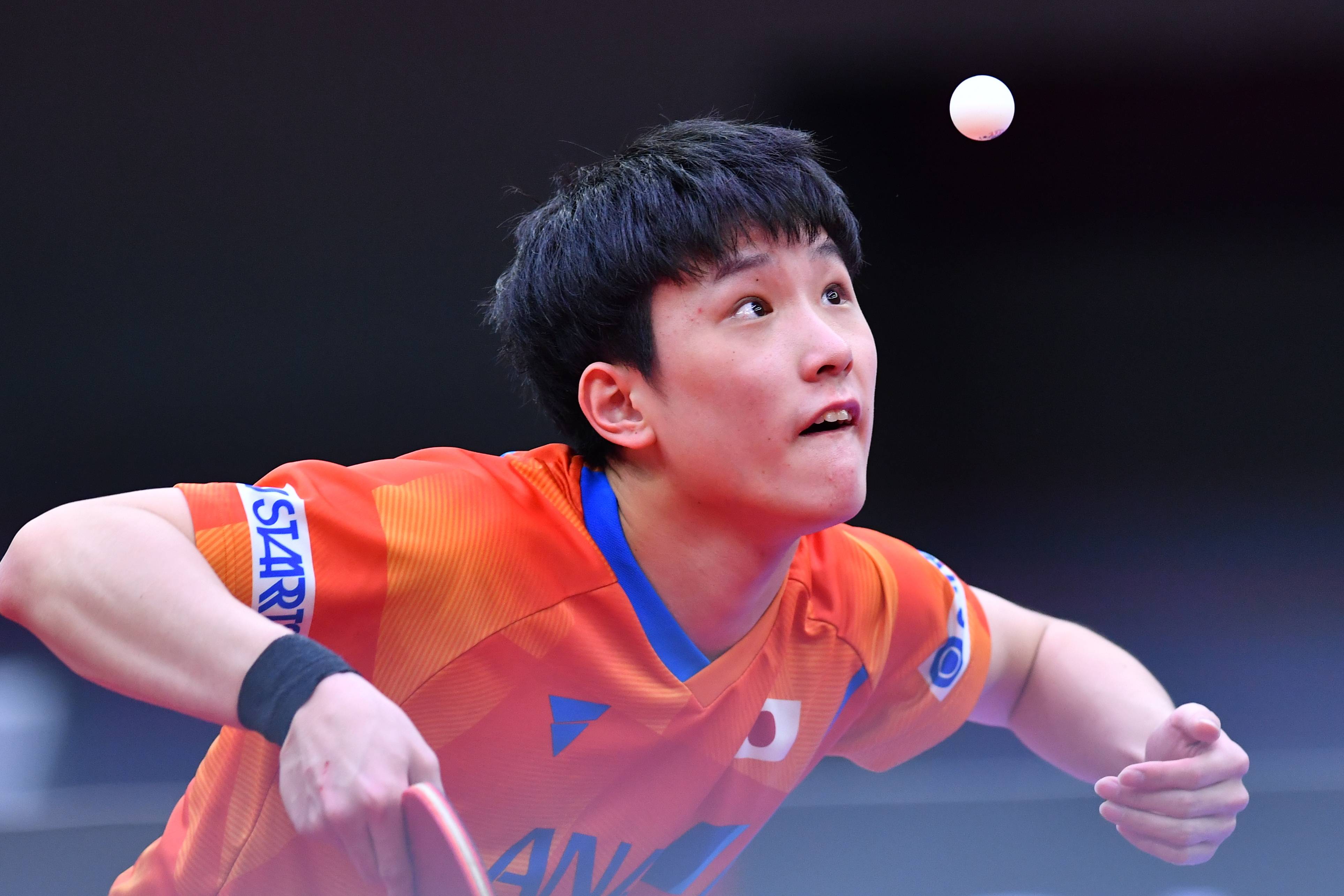 乒乓球——男子世界杯:张本智和晋级八强