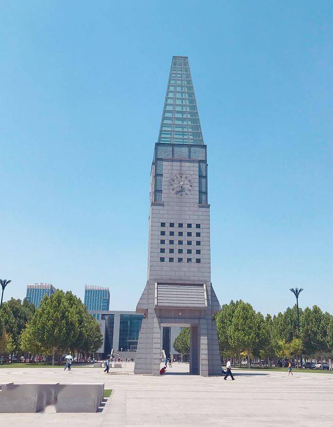 河北师大,遇见你的那个秋天,刚刚好…不论是正门的北洋路 还是北门的