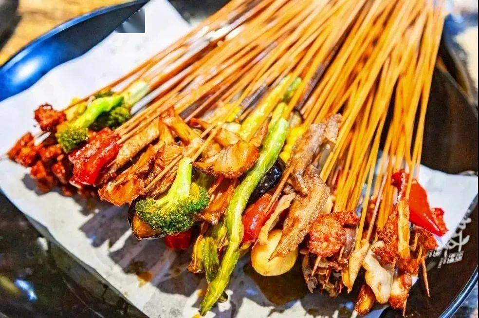 8元抢购原价38元的油炸串串套餐,好吃划算到飙泪!