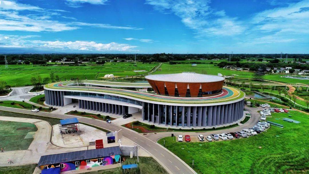 公园城市邛崃特质你知道什么是新型产业社区吗来这里看看