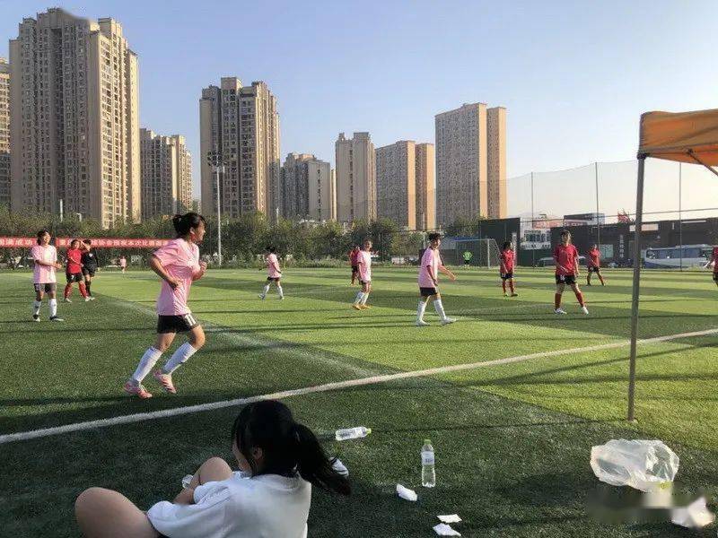 喜报万州二中女足队夺得重庆市校园足球联赛冠军