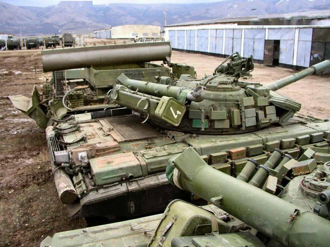 昔日苏修铁拳俄军现存前苏联t64主战坦克剪影