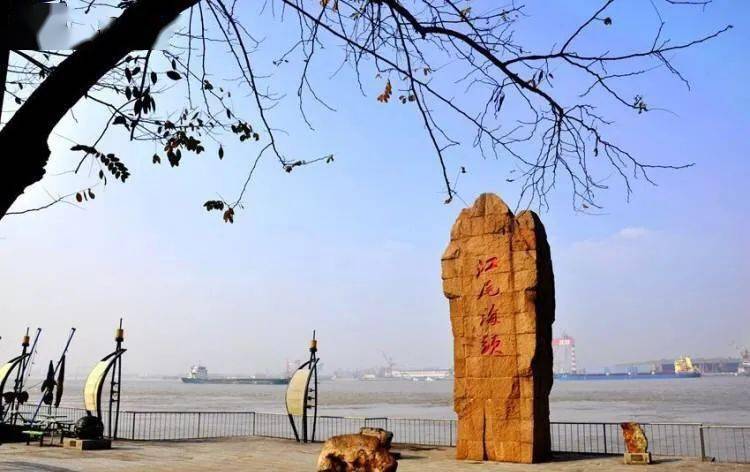 邹鹏辉情满江阴外滩