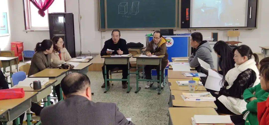 通钢一中举行集体备课观摩活动