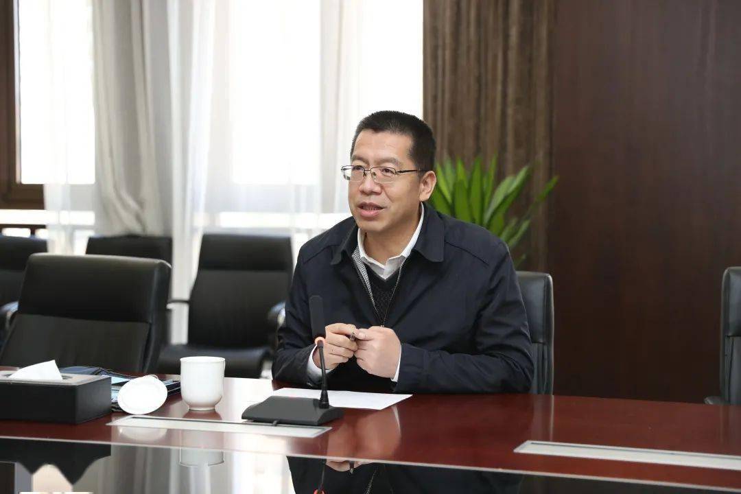 省局党委书记局长包东红深入基层指导工作并看望慰问税务干部