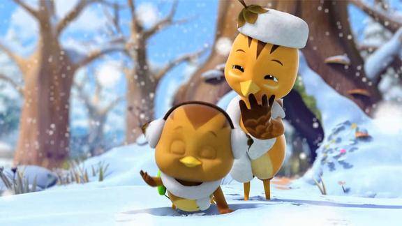 萌鸡小队下雪天最好玩了可以堆雪人还可以打雪仗呢