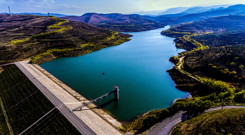 摄)寺口子水库位于原州区黄铎堡镇和海原县李俊乡交界处的寺口子水库