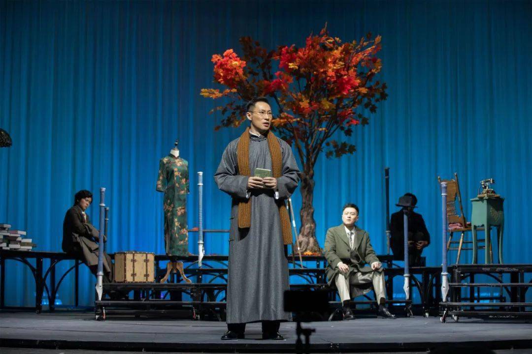 戏剧温暖人生丨浙江话剧团民国三部曲李叔同最后的情书还原高僧的传奇