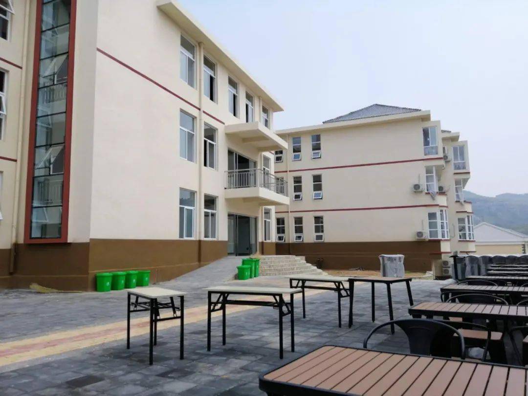 枣庄市2020年度十佳宜居乡村之石嘴子村翼云湖畔多产融合