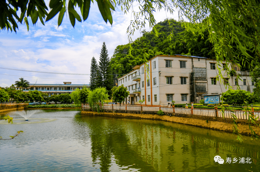 浦北最早将诗教培养后代的古书院乐民镇凤池书院