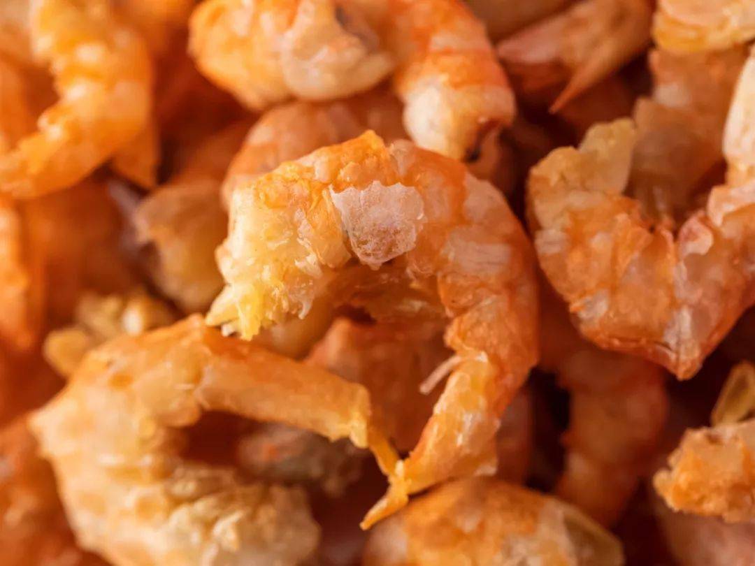 东海里的大虾米个头大做菜鲜